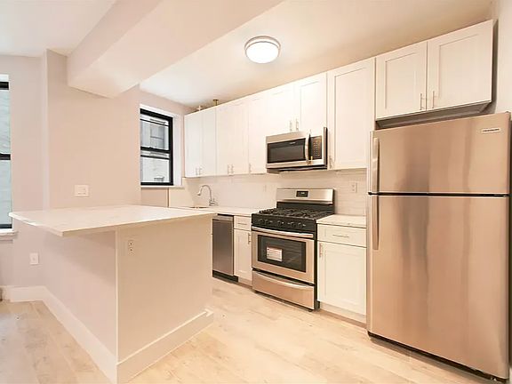 3rd image of 502 W 152nd St #6