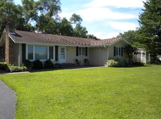 14049 S Bluff Rd, Rockton, IL 61072