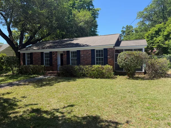 9559 Marlboro Ave, Barnwell, SC 29812