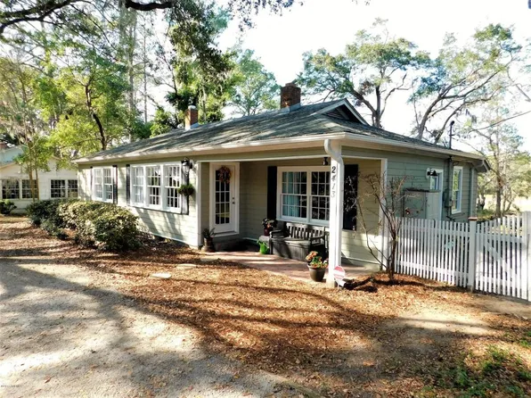 2413 Allison Rd, Beaufort, SC 29902