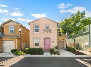 1532 Joy Dr, Clovis, CA 93619