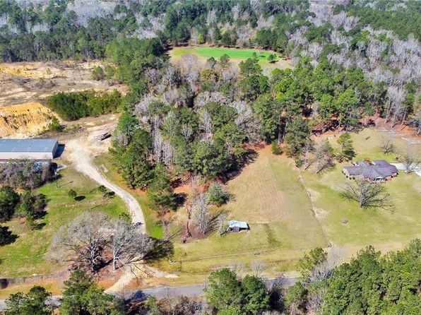 2071 County Road 63, Tuskegee, AL 36083