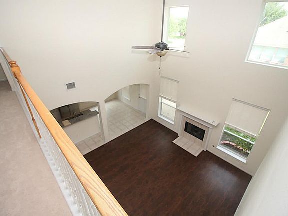 5th image of 3603 Wellington Dr