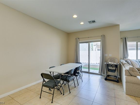 5th image of 5694 Point Loma Ct