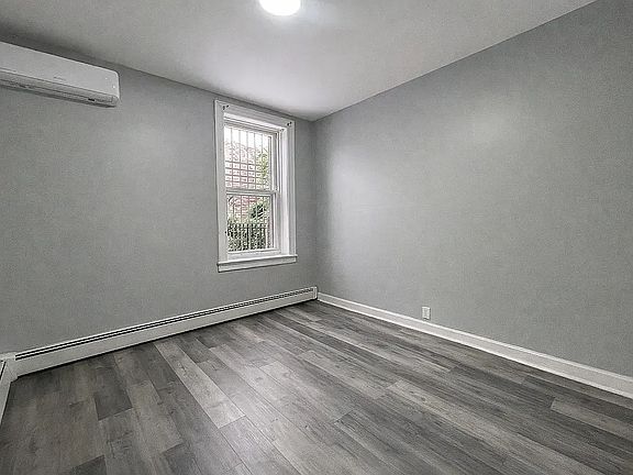 5th image of 295 Grafton St Floor 2