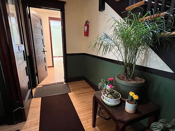 5th image of 3704 N Hoyne Ave #1S