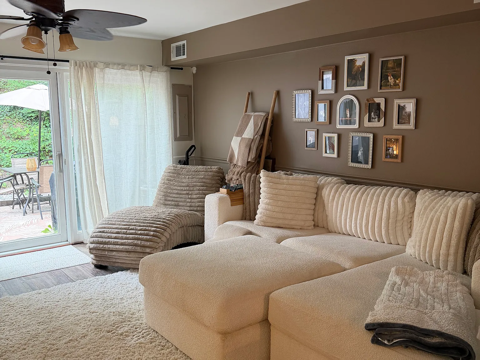 2 bed, 1.5 bath, 1120 sqft, $1,800 — Photo 4