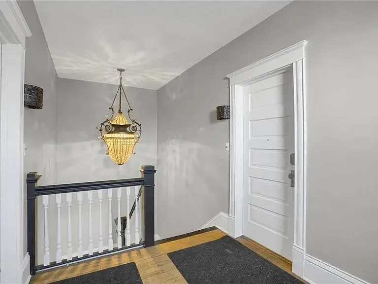 2115 University Ave NE #2 — Photo 17