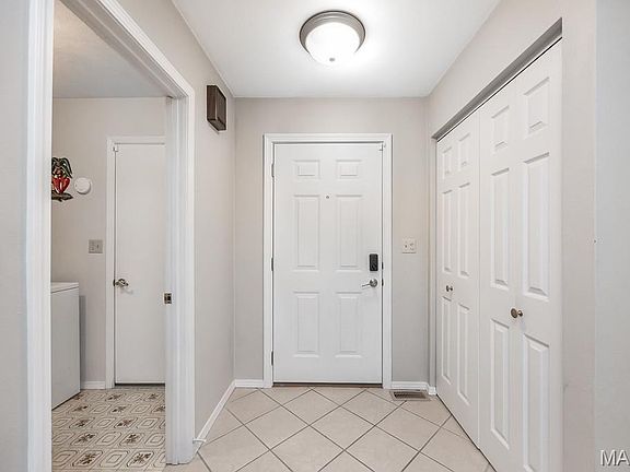 4th image of 40 Innsbruck Ln