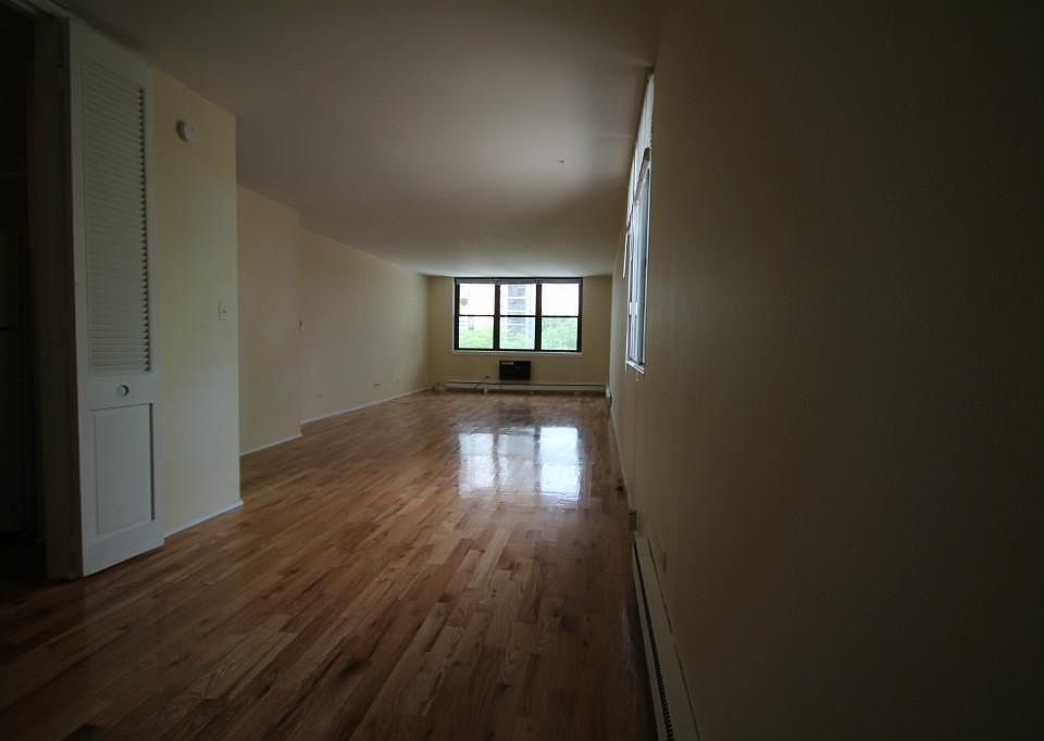 1st image of 1446 N Dearborn St APT 5A
