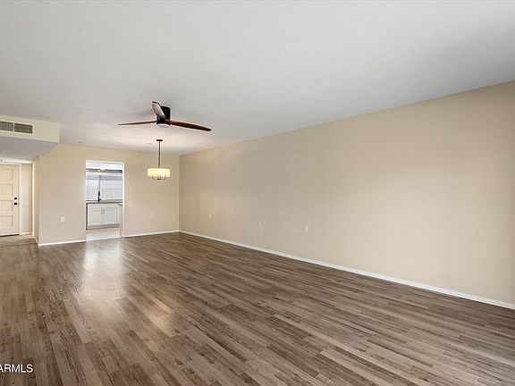 5th image of 33 LEISURE WORLD --