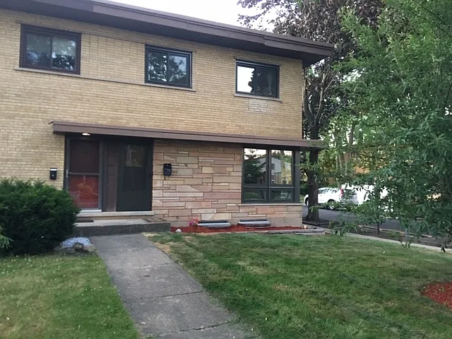 126 E Highland Ave photo 1