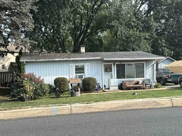 2135 Walnut St, Lebanon, PA 17042