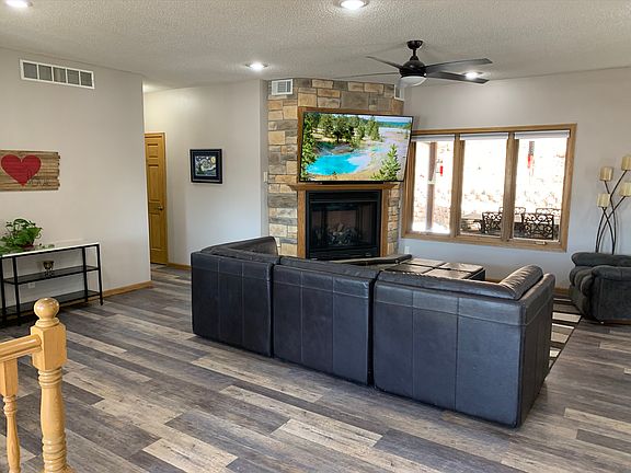 New vinyl plank flooring