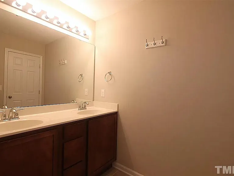 1120 Renewal Pl #106 — Photo 15