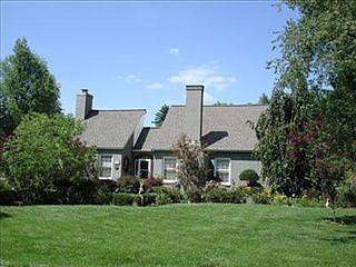 1st image of 145 Edgemoor Dr