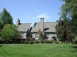 145 Edgemoor Dr, Lexington, KY 40503