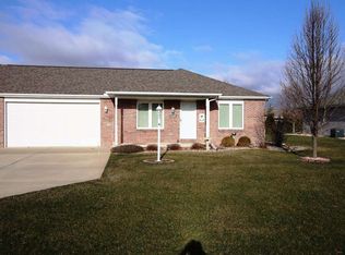 1130 N Main St, Washington, IL 61571