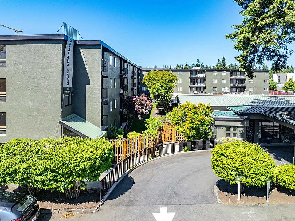 Highlander Apartments