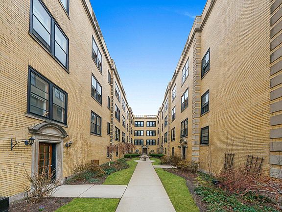 2nd image of 2538 N Kedzie Blvd APT 306