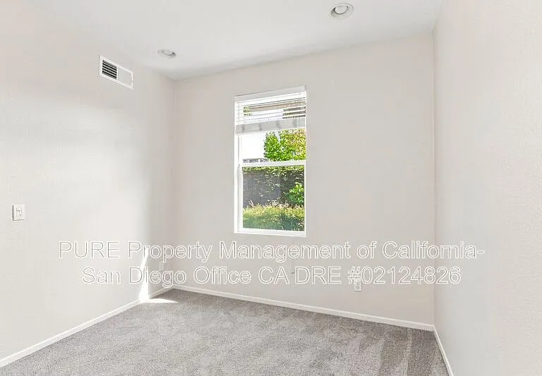 1267 Elfin Forest Rd E — Photo 17