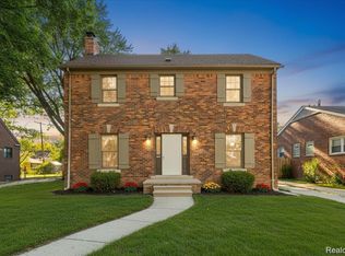 4881 Yorkshire Rd, Detroit, MI 48224