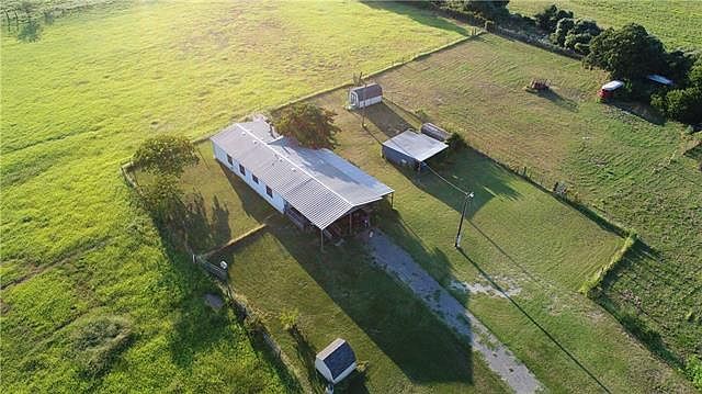 1st image of 324 County Road 4795