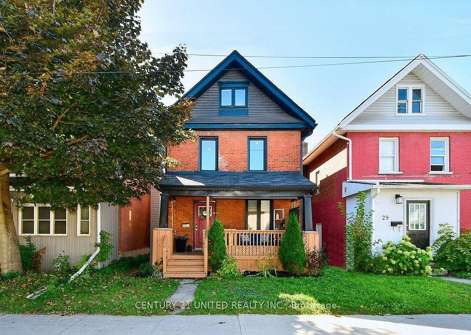 1st image of 27 Park St N