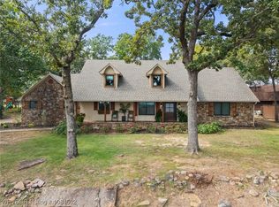 3000 Heather Oaks Way, Fort Smith, AR 72908