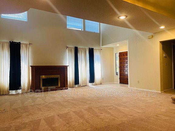 3rd image of 18890 Biarritz Ln