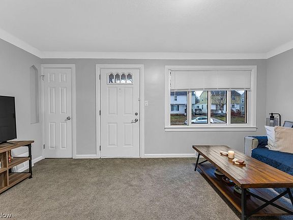 4th image of 12333 Willard Ave