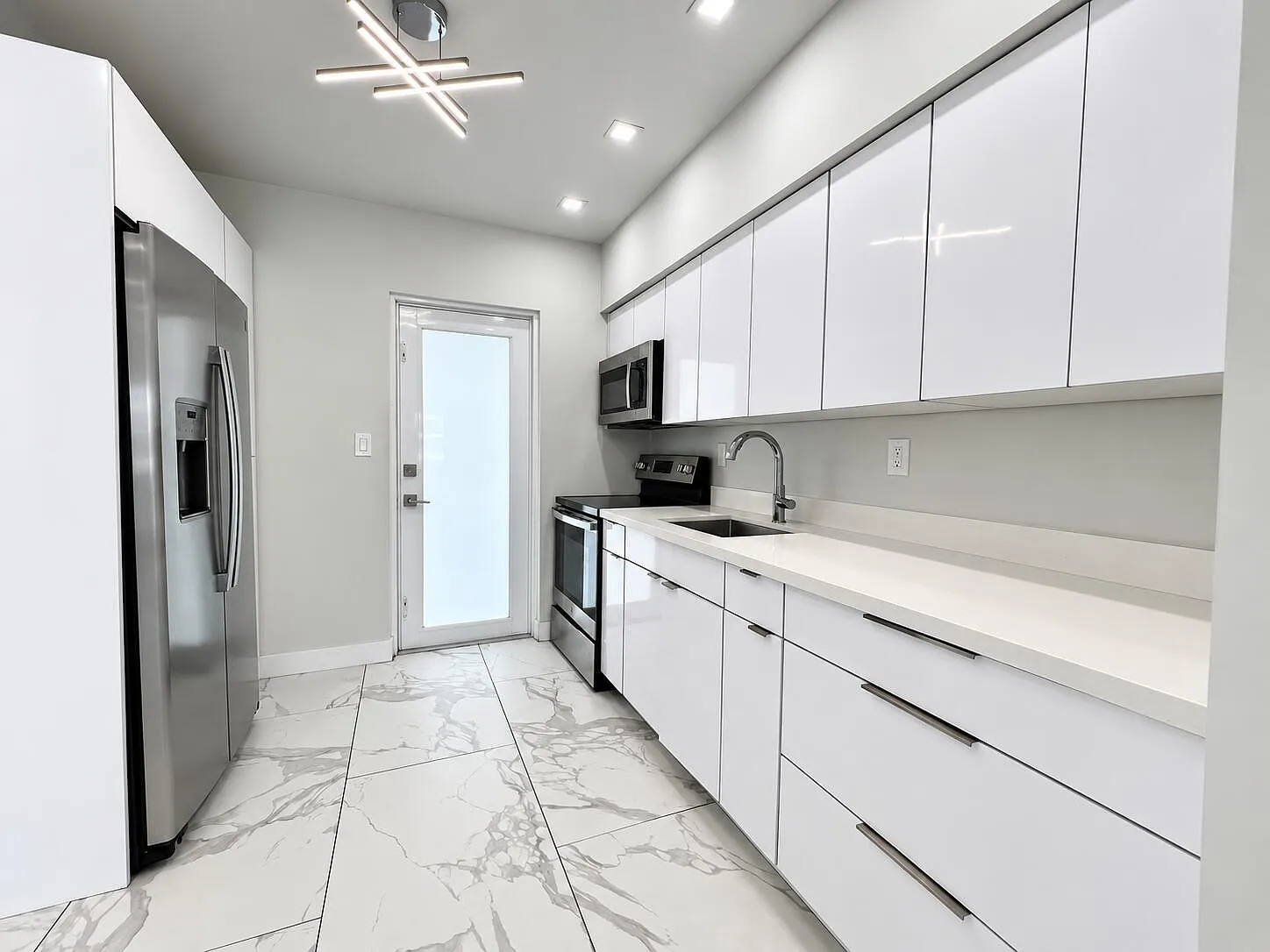2 bed, 1.0 bath, 850 sqft, $2,600 — Photo 4