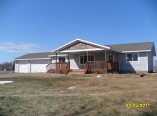 24260 Roanoke St NW, Saint Francis, MN 55070