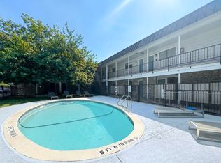 600 E 53rd 1/2 St, Austin, TX 78751