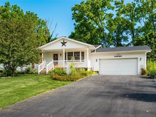 2775 N Lawndale Pl, Zanesville, OH 43701