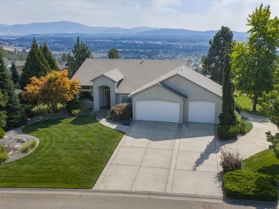8816 E Woodland Park Dr, Spokane, WA, 99217