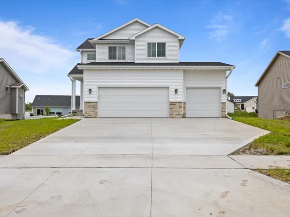 595 NW Prairie Rose Ln, Waukee, IA 50263