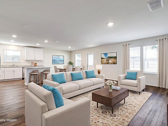 3rd image of 7333 Yucca Pl