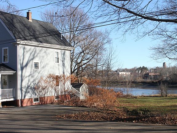 1/2 acre of Salt Waterfront property