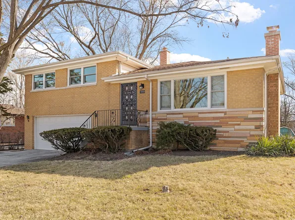 13053 S 71st Ct, Palos Heights, IL 60463