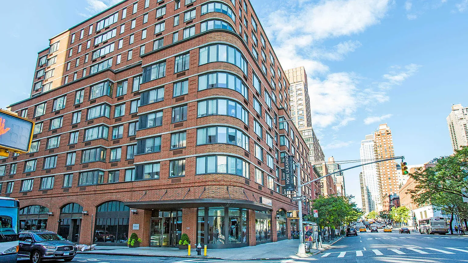 505 W. 54th Street — Photo 2