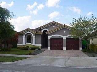 15435 SW 24th Ter, Miami, FL 33185