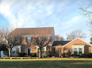 14 Dunlop Ct, Commack, NY 11725