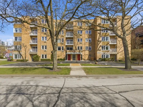 1333 Maple Ave APT 2E, Evanston, IL 60201