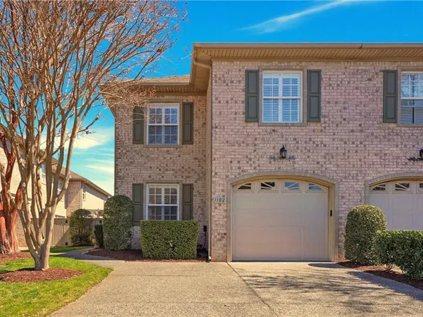 1102 Embassy Ct #30, Virginia Beach, VA 23454