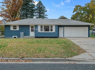 5219 Greenfield Ave, Mounds View, MN 55112