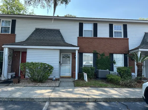 11 Knollwood Cir, Savannah, GA 31419