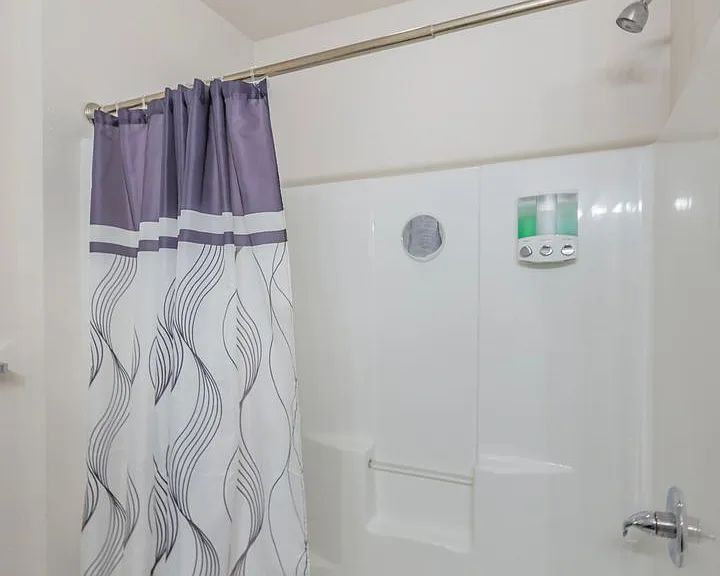 800 Sherwood Dr — Photo 15