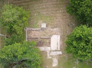 502 N Denison St, Bells, TX 75414