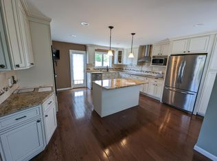 2238 Oxford St, East Meadow, NY 11554